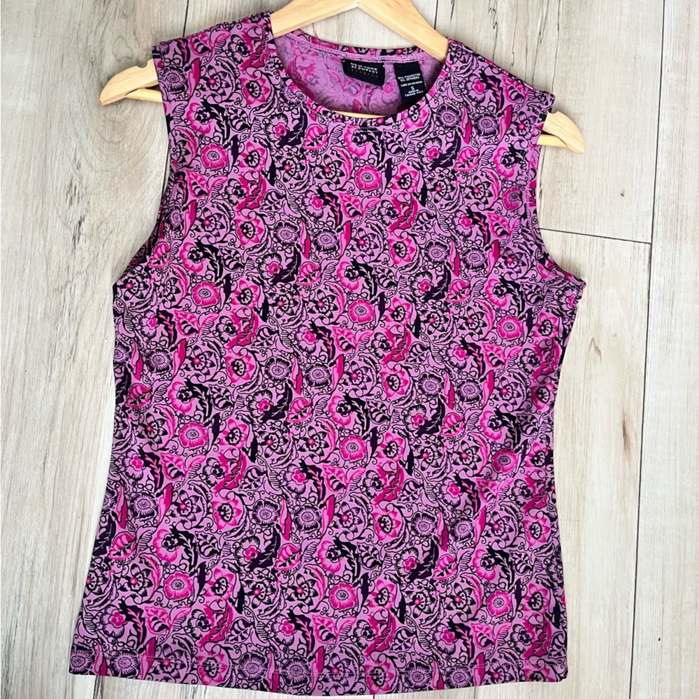 Y2K New York & Company Pink and Black Floral Top sleeveless size small
